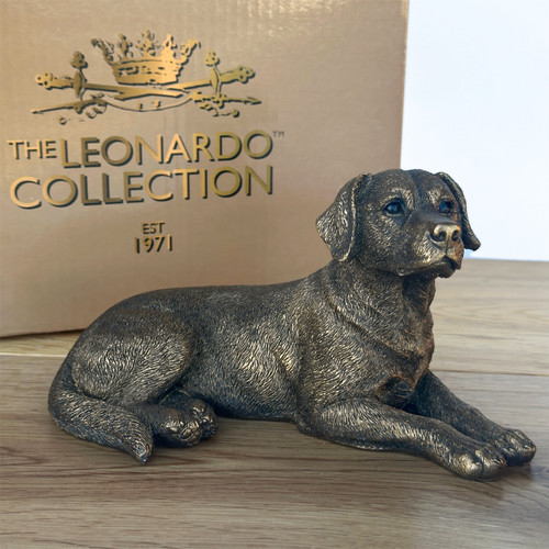 Labrador dog ornament figurine - labrador,